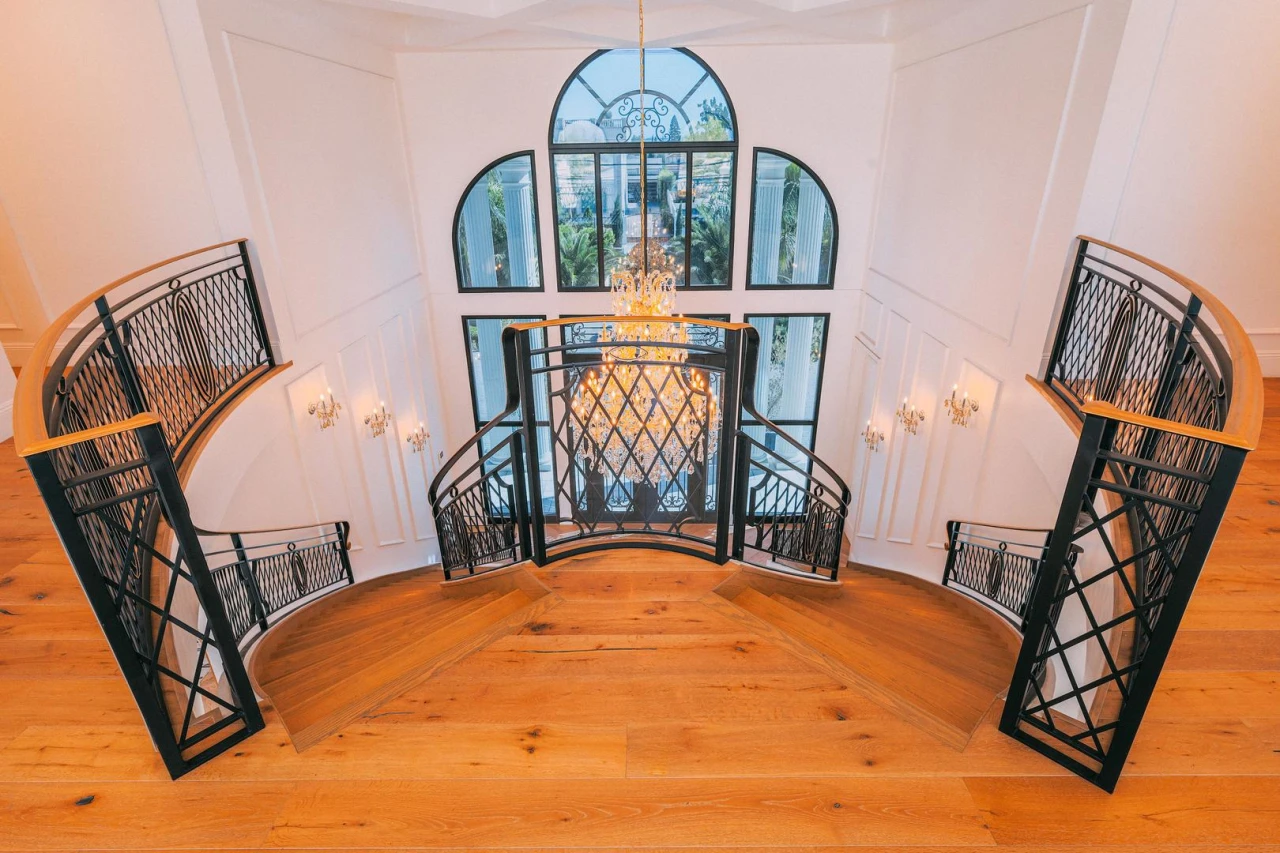 The Valley Villa