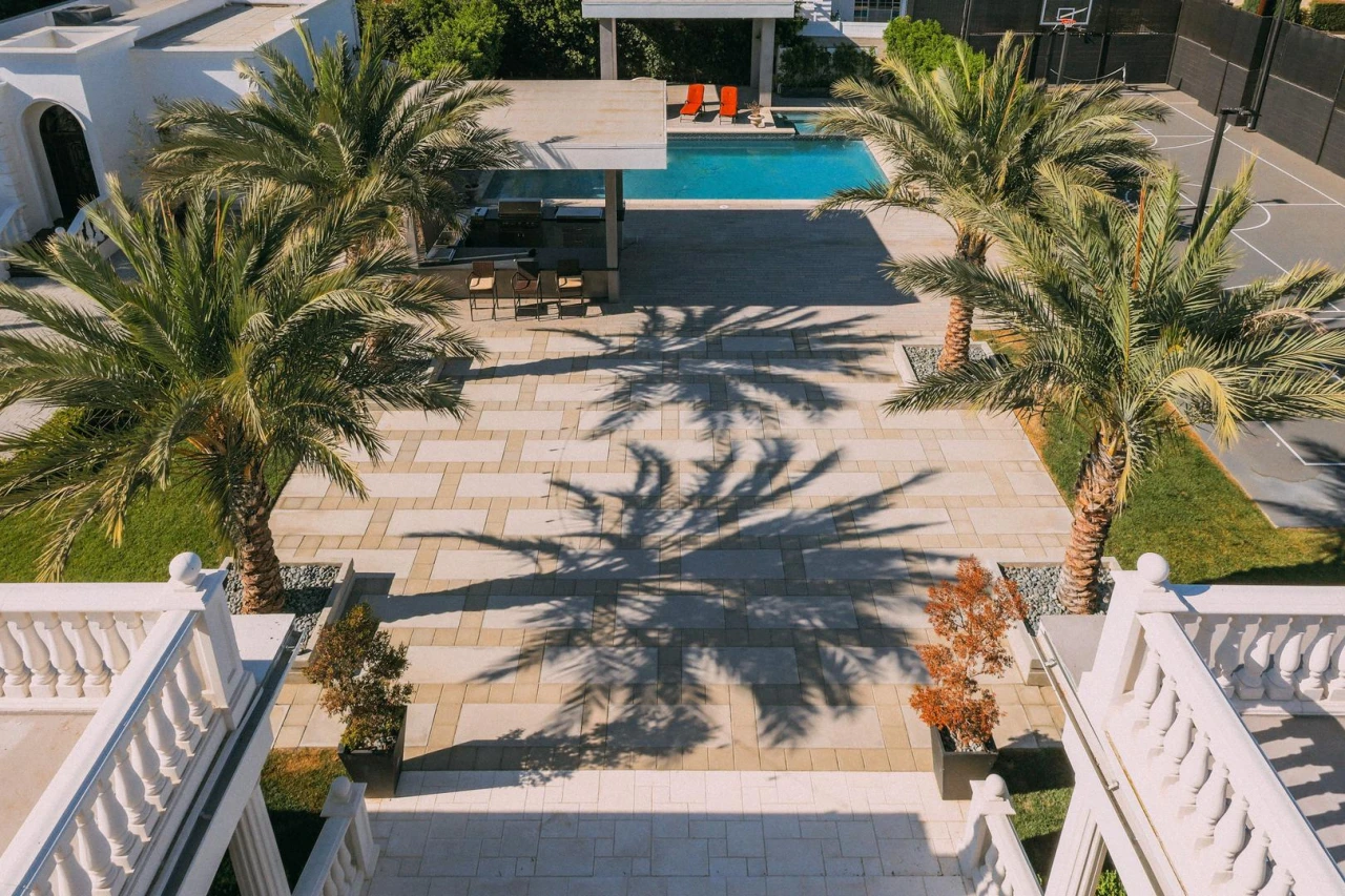 The Valley Villa